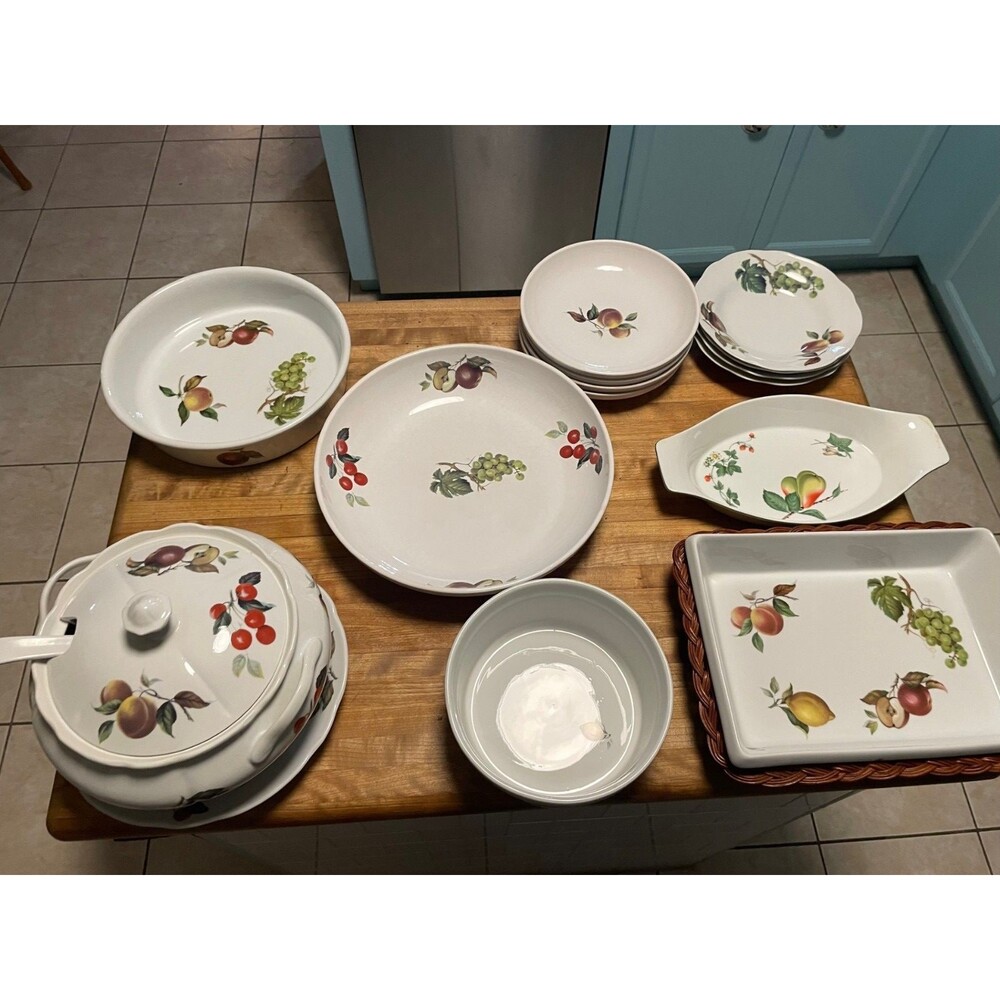 Fruit theme BIA Cordon Bleu Catherine ceramic serving dishes set